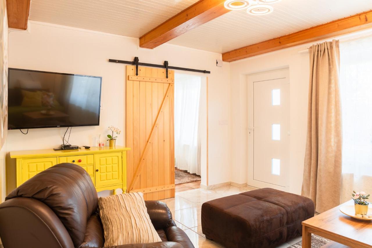 Apartmani Vesna Tuheljske Toplice Exterior photo